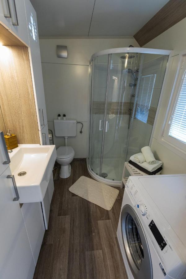 Mobile Home Whit Sea View Lavojesa Drage Εξωτερικό φωτογραφία