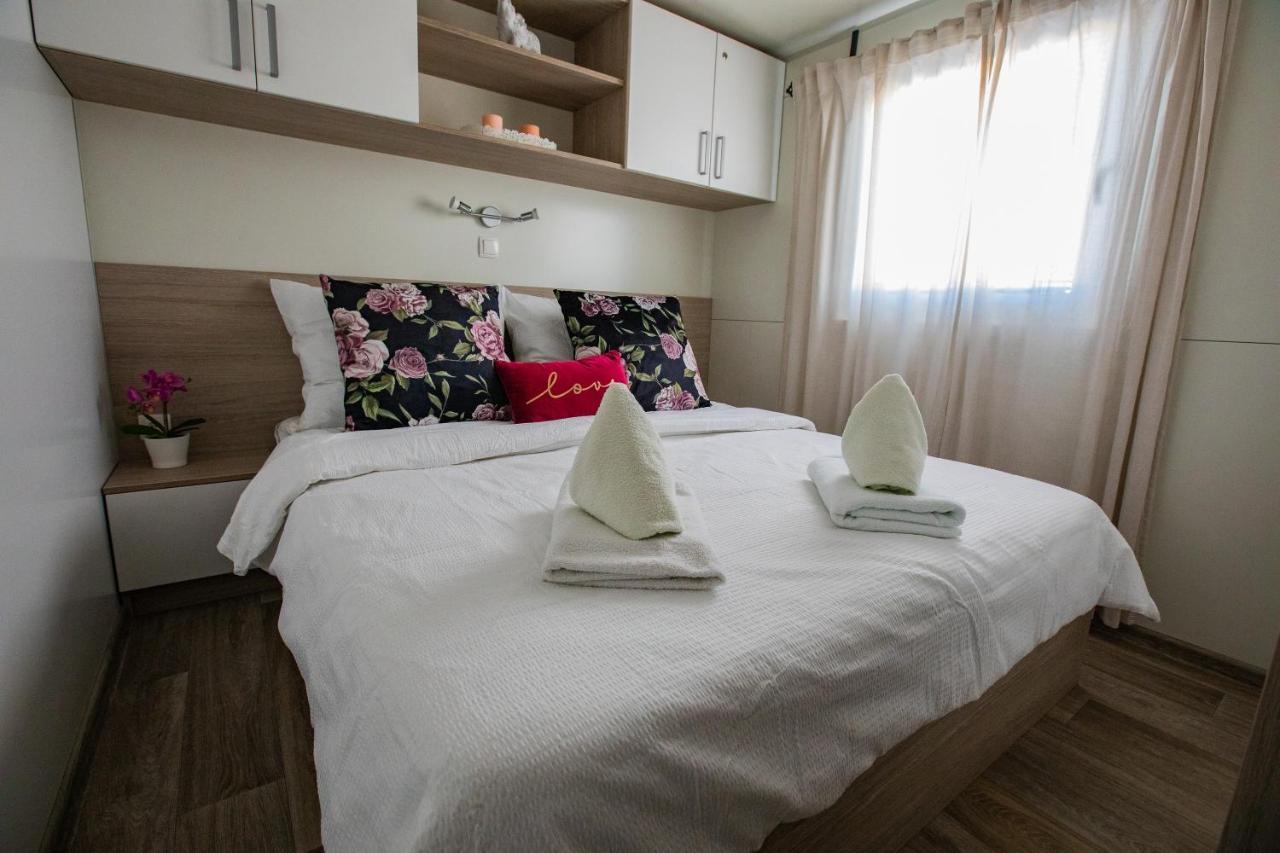 Mobile Home Whit Sea View Lavojesa Drage Εξωτερικό φωτογραφία