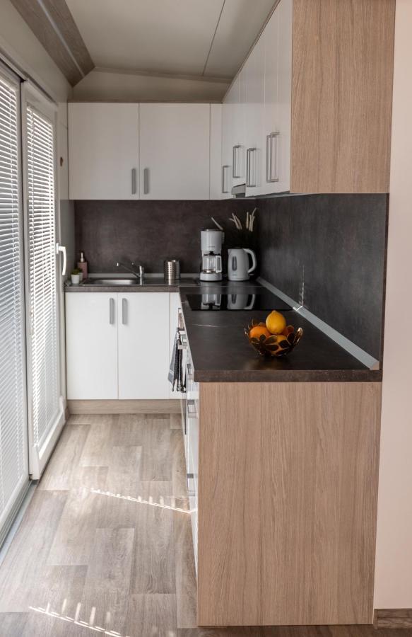 Mobile Home Whit Sea View Lavojesa Drage Εξωτερικό φωτογραφία